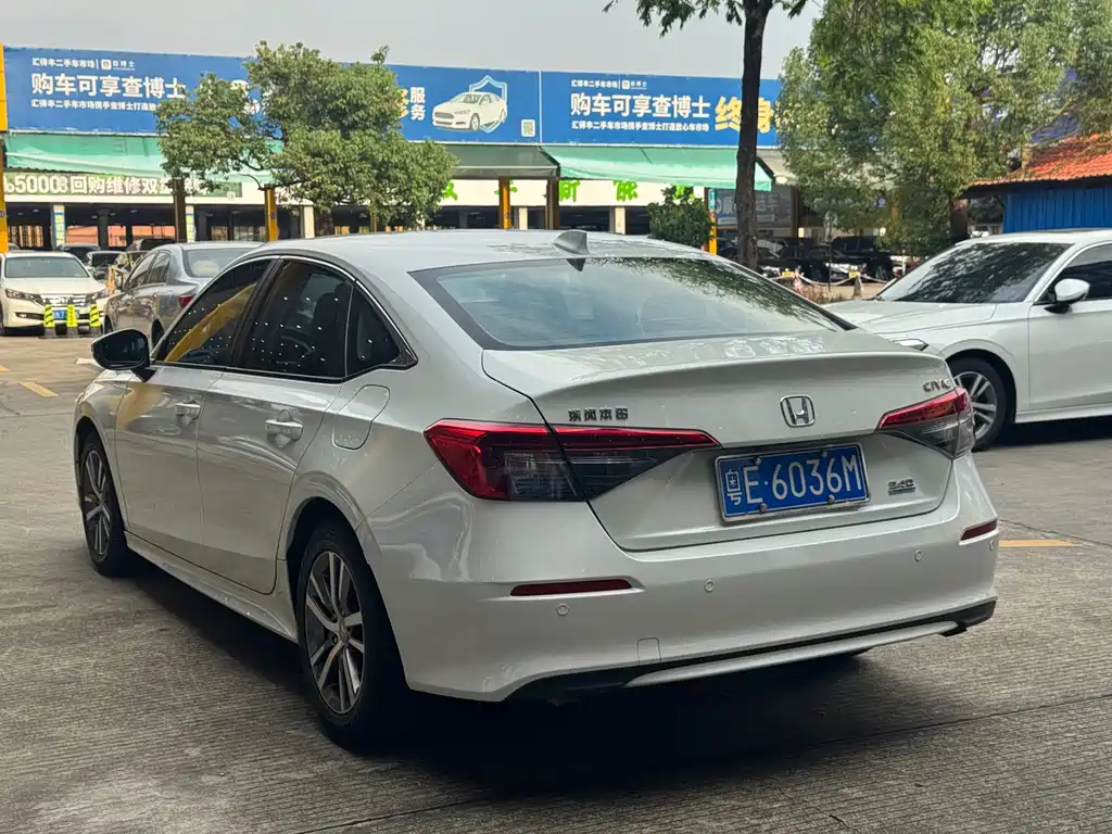 Honda Civic — миниатюра 10