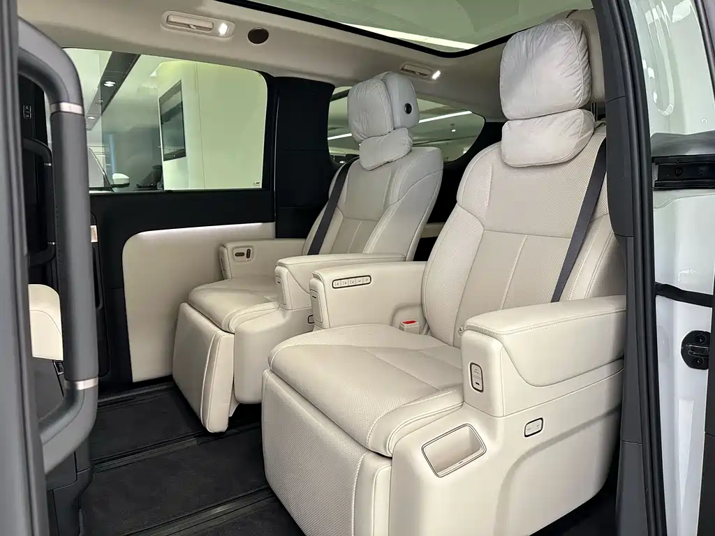 Li Auto Li MEGA — миниатюра 9