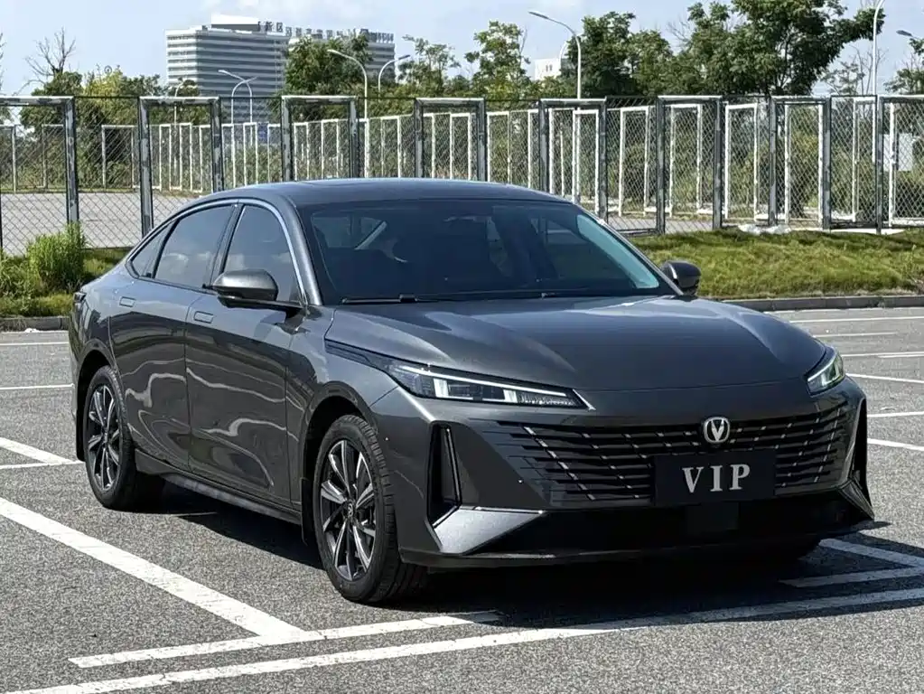 Changan Eado — миниатюра 3