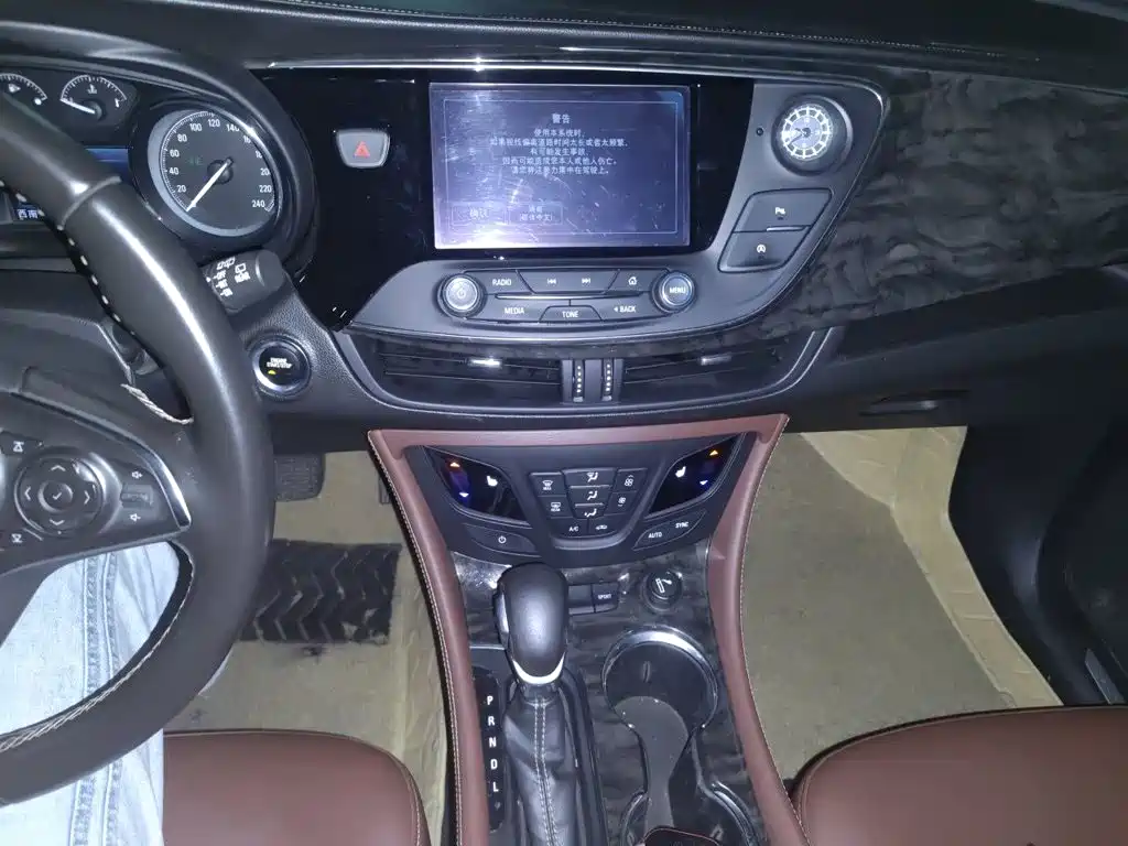 Buick Envision Plus — миниатюра 15