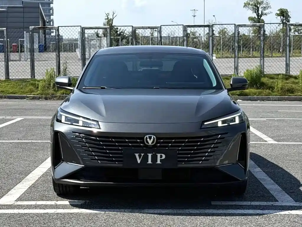 Changan Eado — миниатюра 10