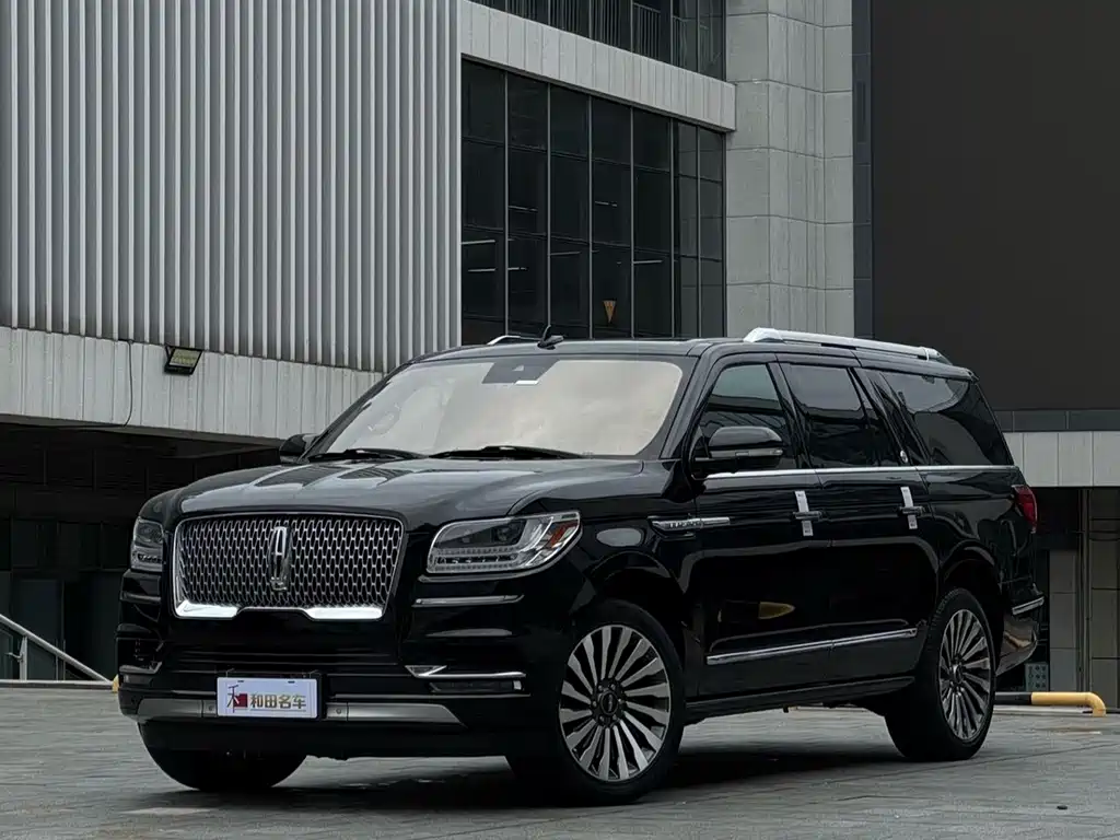 Lincoln Navigator