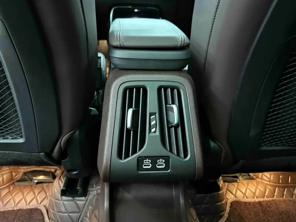 BMW X1 — миниатюра 17