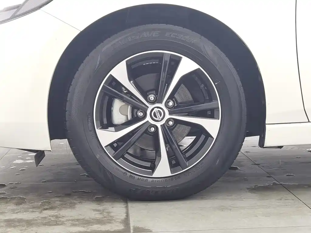 Nissan Sylphy — миниатюра 17