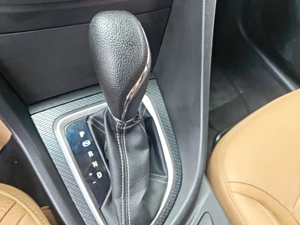 Buick Excelle — миниатюра 14