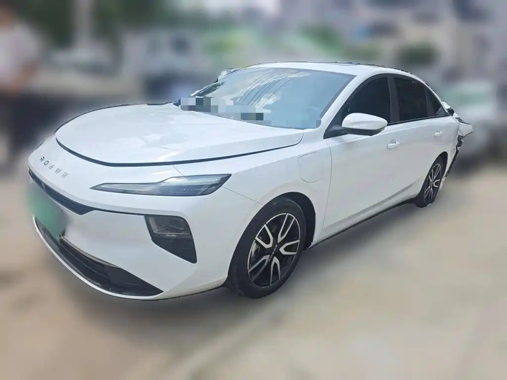 Roewe Young Wai D6 — миниатюра 2