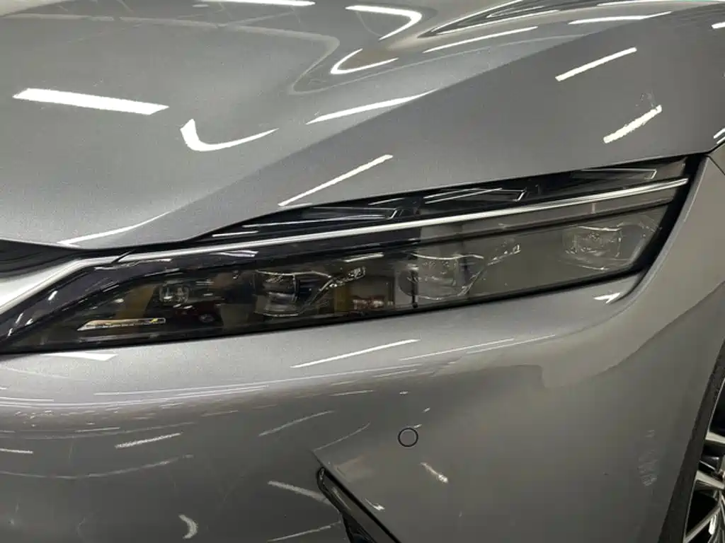 BYD Han — миниатюра 10