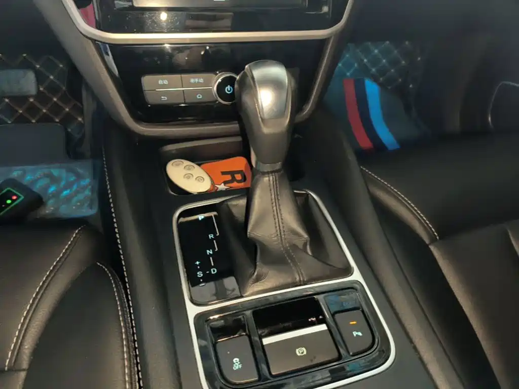 BYD MAX — миниатюра 14