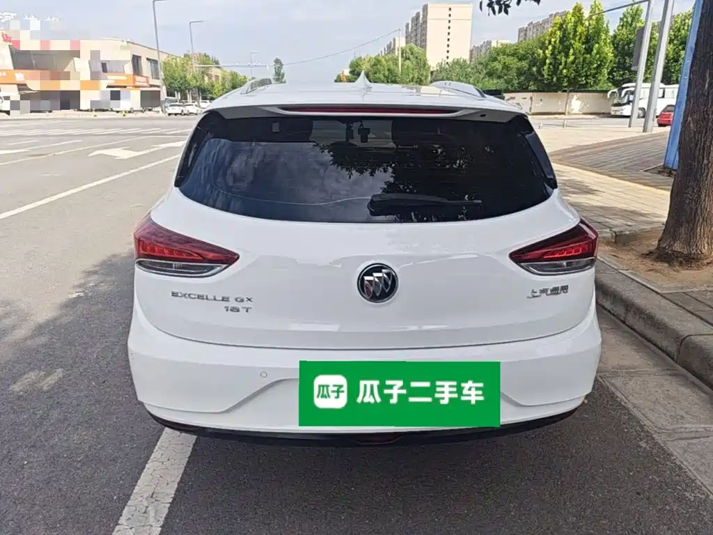 Buick Excelle — миниатюра 6