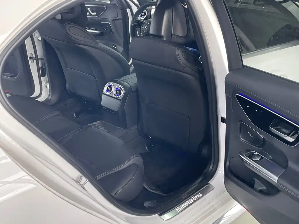 Mercedes-Benz C-Class New Energy — миниатюра 9