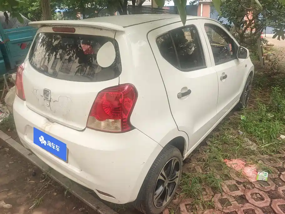 Zotye Zotye Z100 — миниатюра 3
