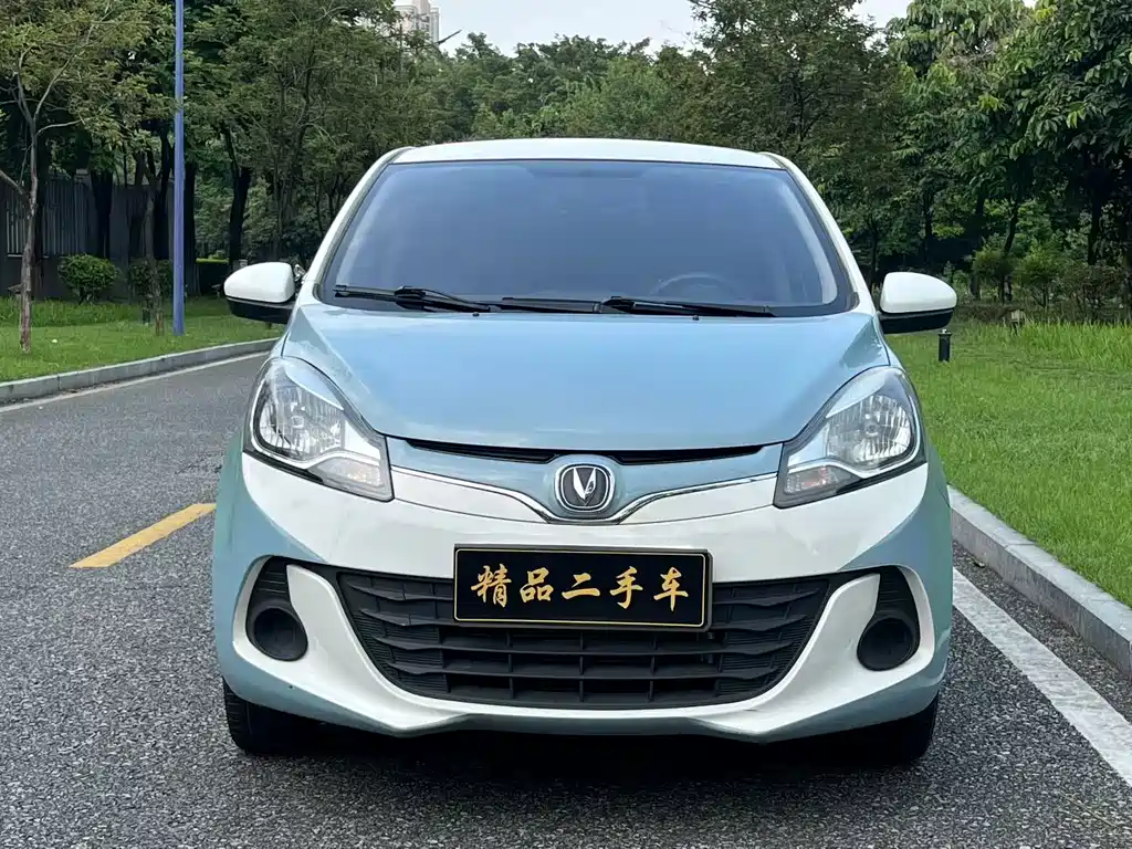 Changan Benben E-Star — миниатюра 2