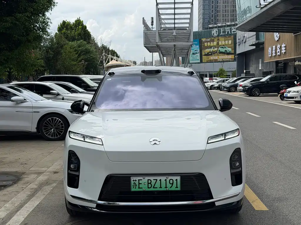 NIO ES8 — миниатюра 2