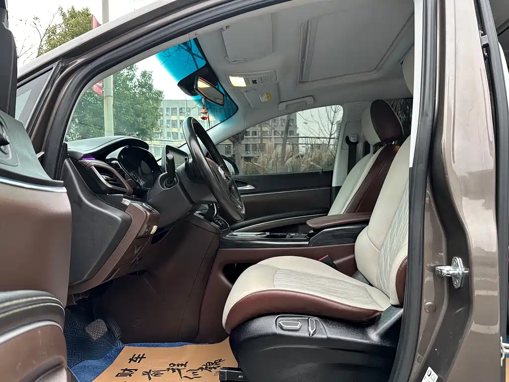 Buick GL8 2021 652T Luxury