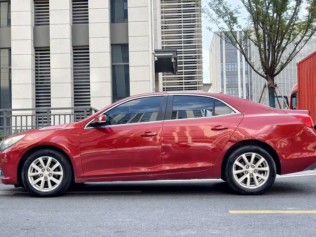 Chevrolet Malibu — миниатюра 2