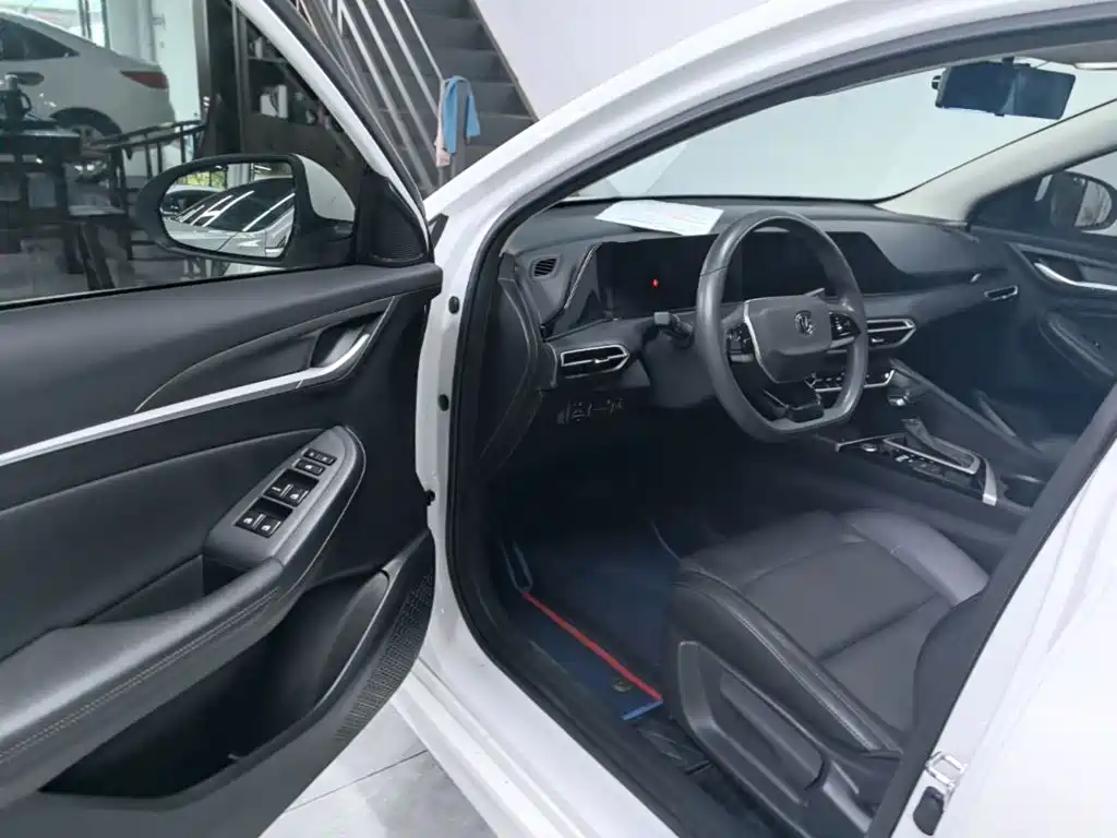 Changan Eado — миниатюра 16