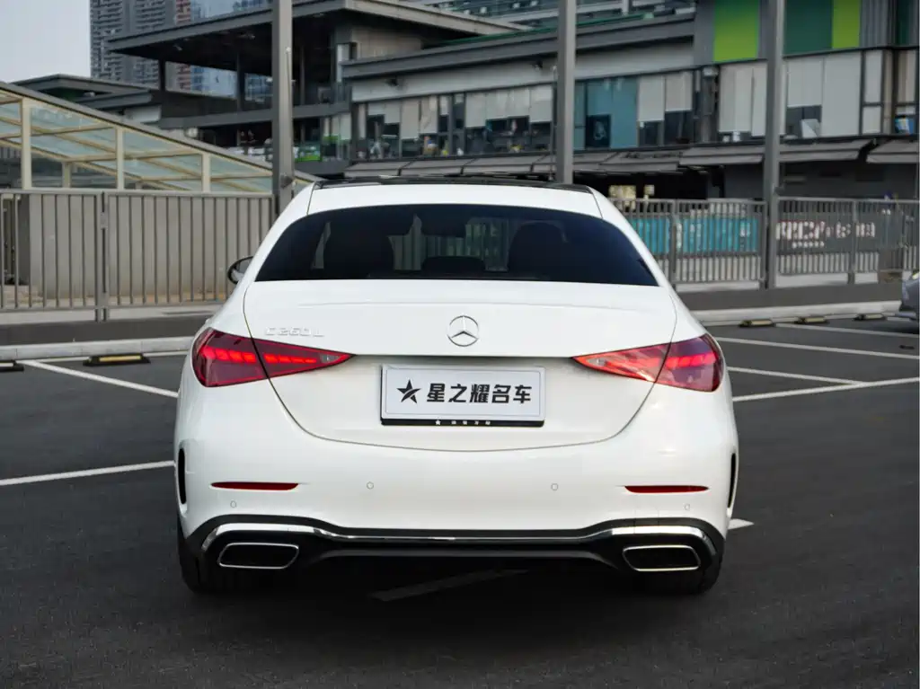 Mercedes-Benz C-Class — миниатюра 7