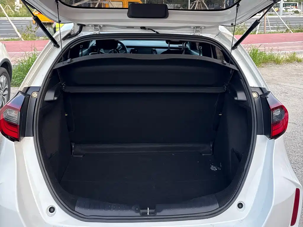 Honda Fit — миниатюра 12