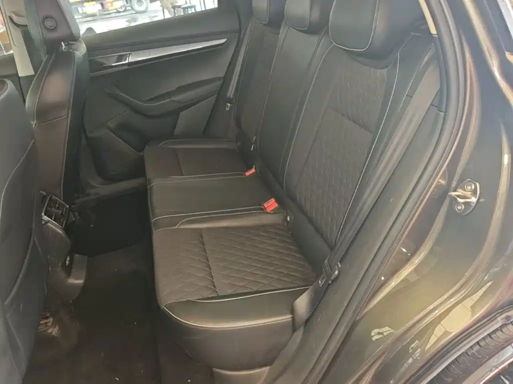 Skoda Karoq — миниатюра 17