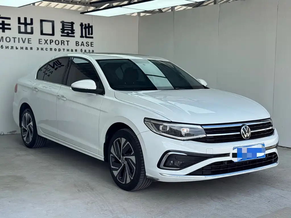 Volkswagen Bora — миниатюра 3