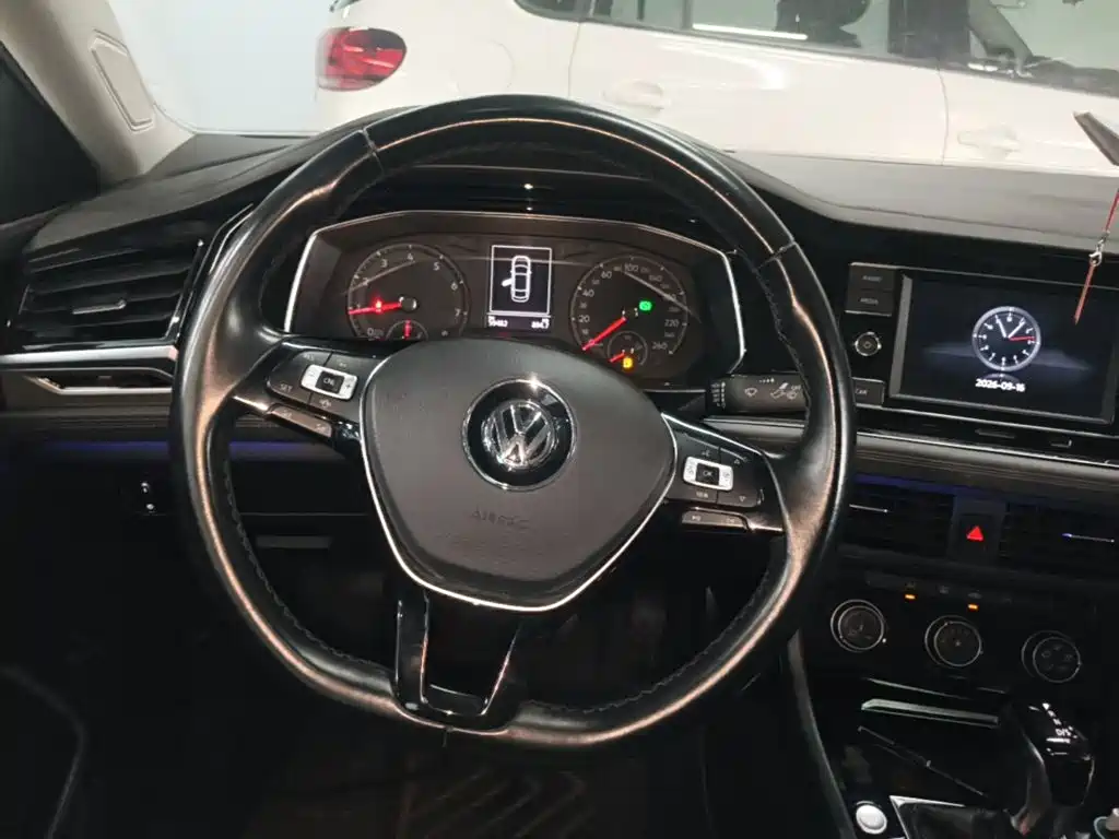 Volkswagen Sagitar — миниатюра 11