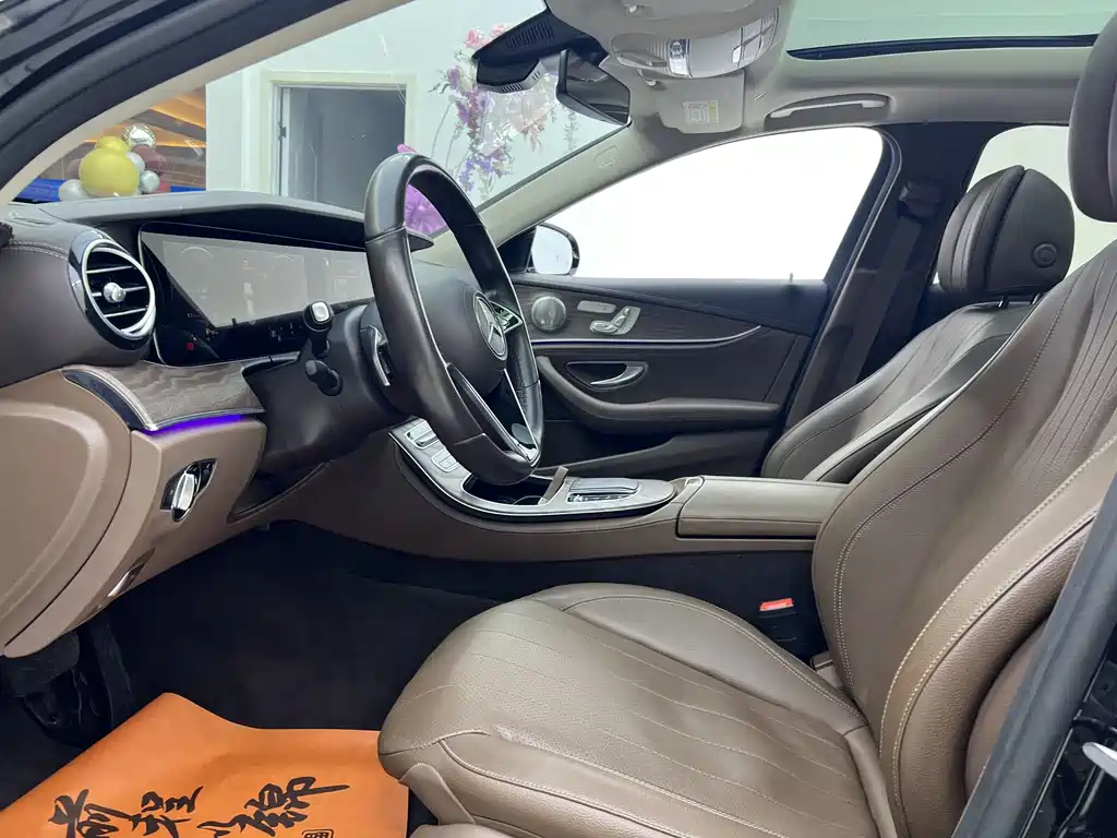 MERCEDES-BENZ E CLASS