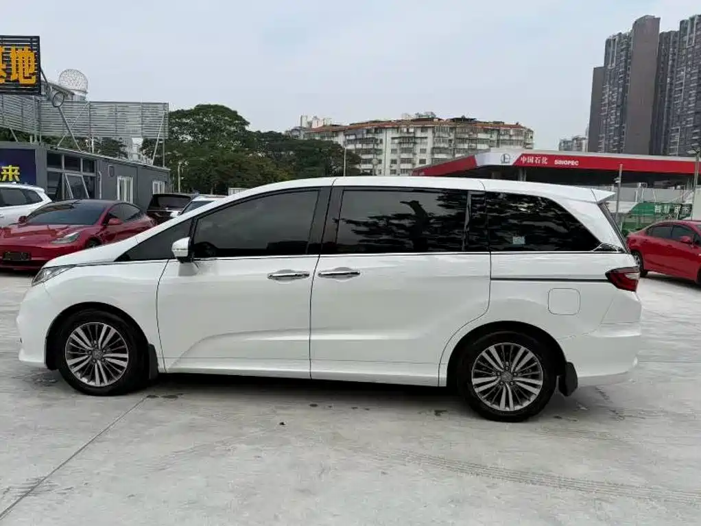 Honda Odyssey — миниатюра 4