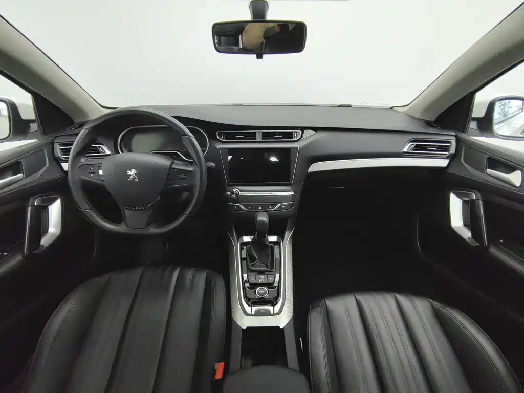 Peugeot 408 — миниатюра 5
