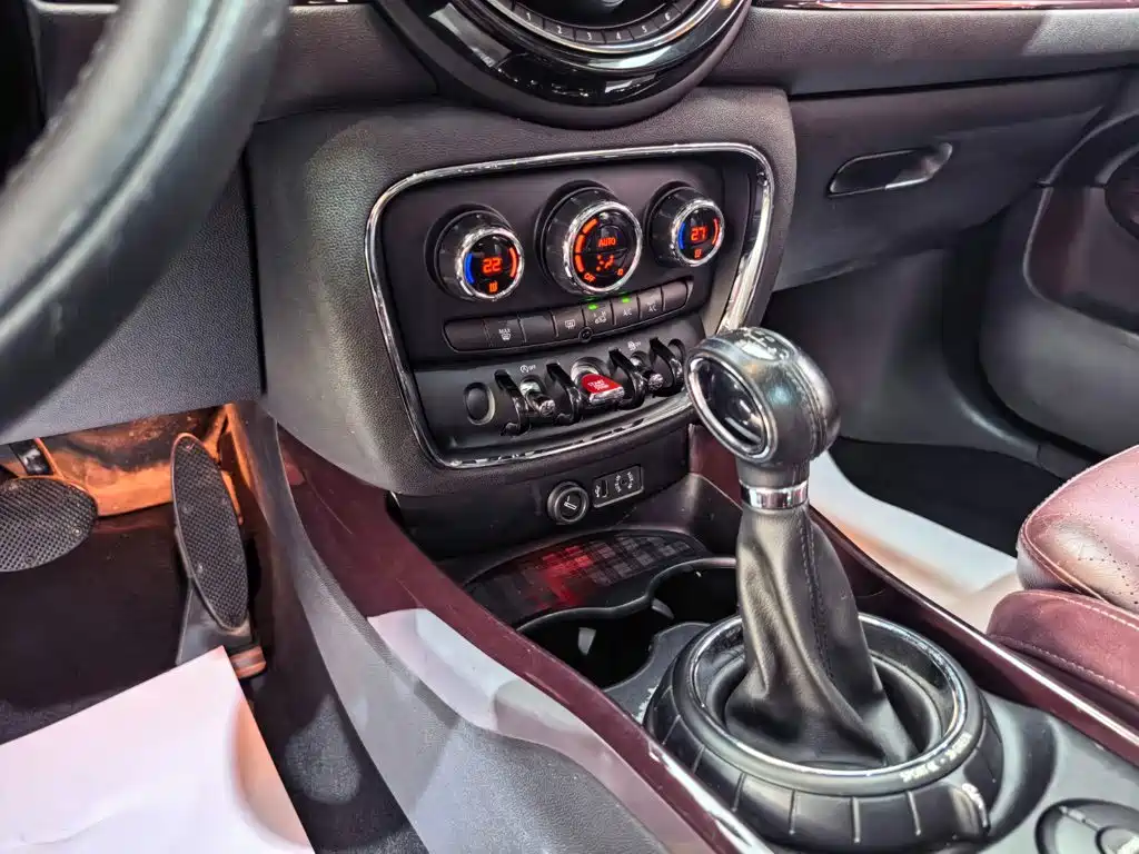 MINI Mini Clubman — миниатюра 11