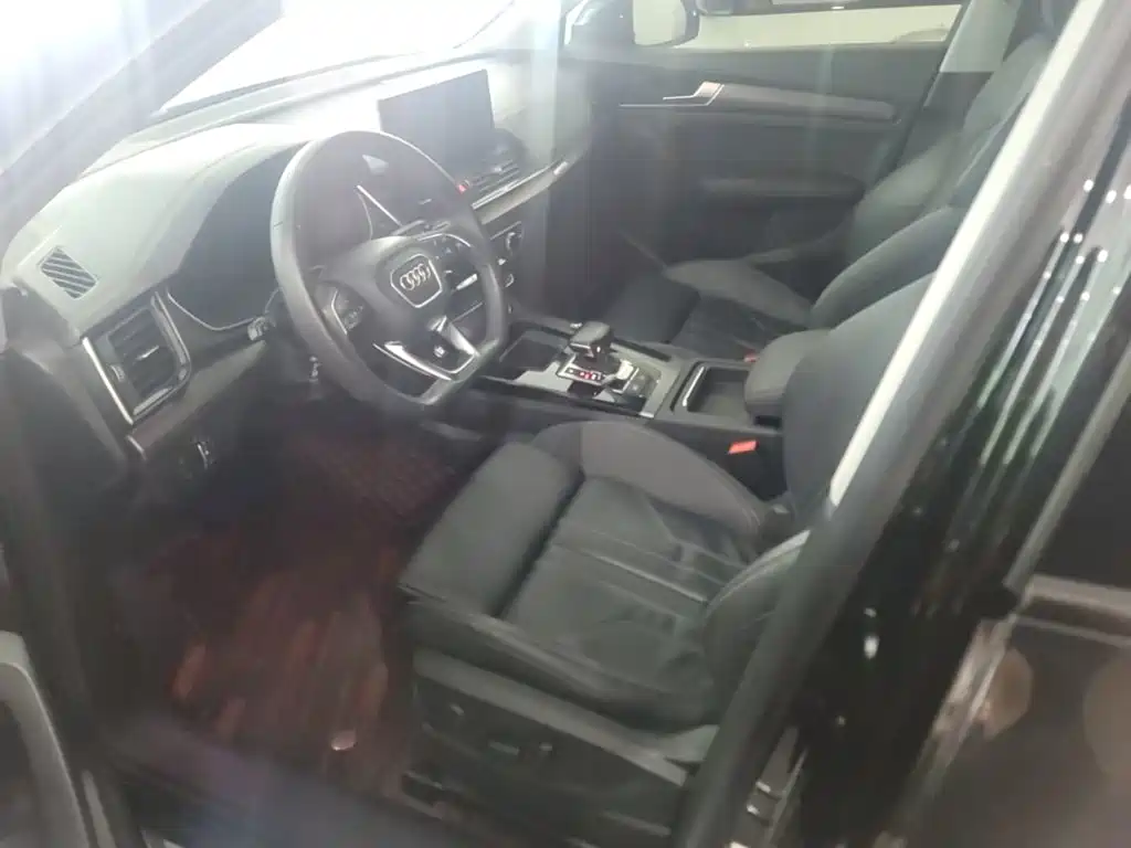 Audi Q5L — миниатюра 15
