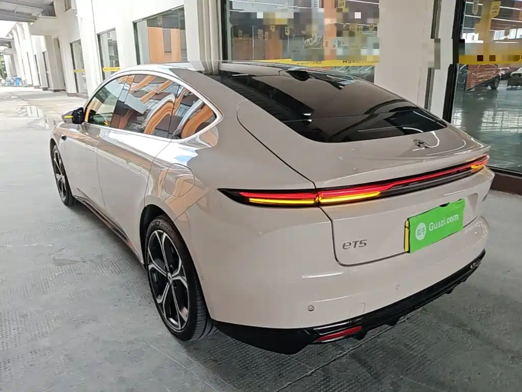 NIO ET5 — миниатюра 5