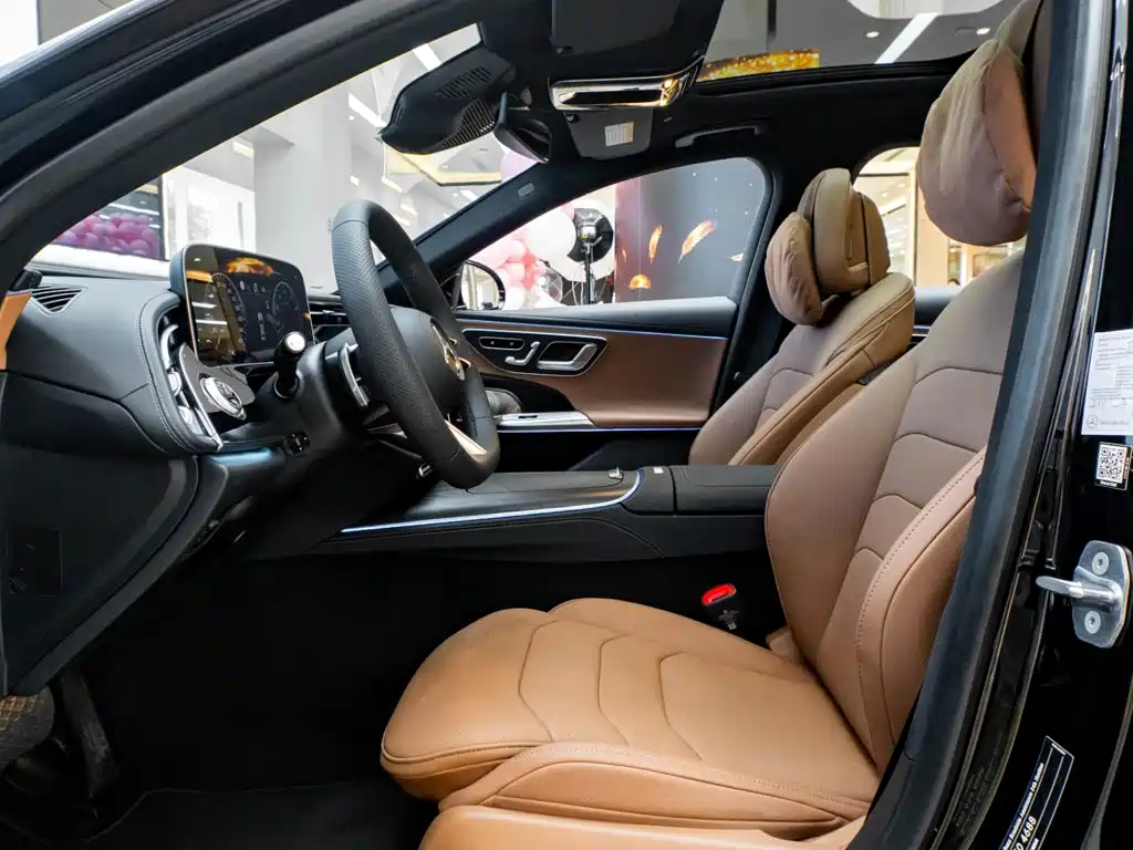 Mercedes-Benz E-Class — миниатюра 26