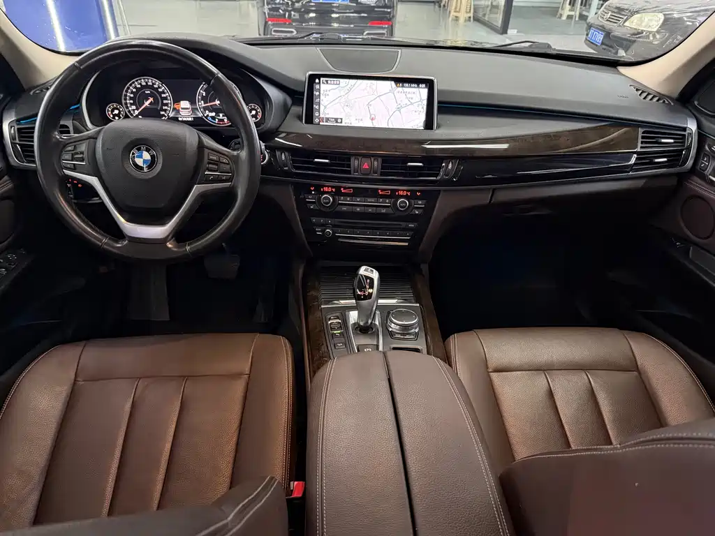 BMW X5 (Import) — миниатюра 13