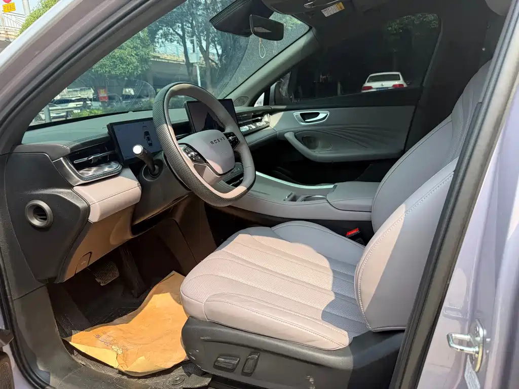 Roewe M7 DMH — миниатюра 6
