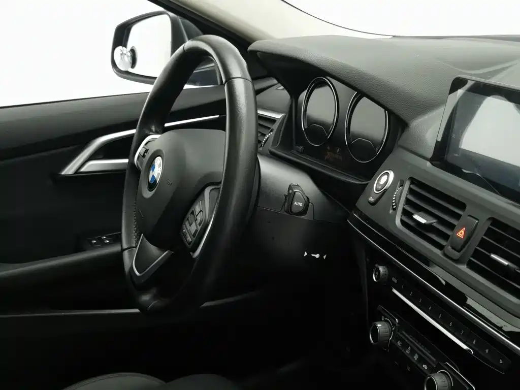 BMW 1 Series — миниатюра 22