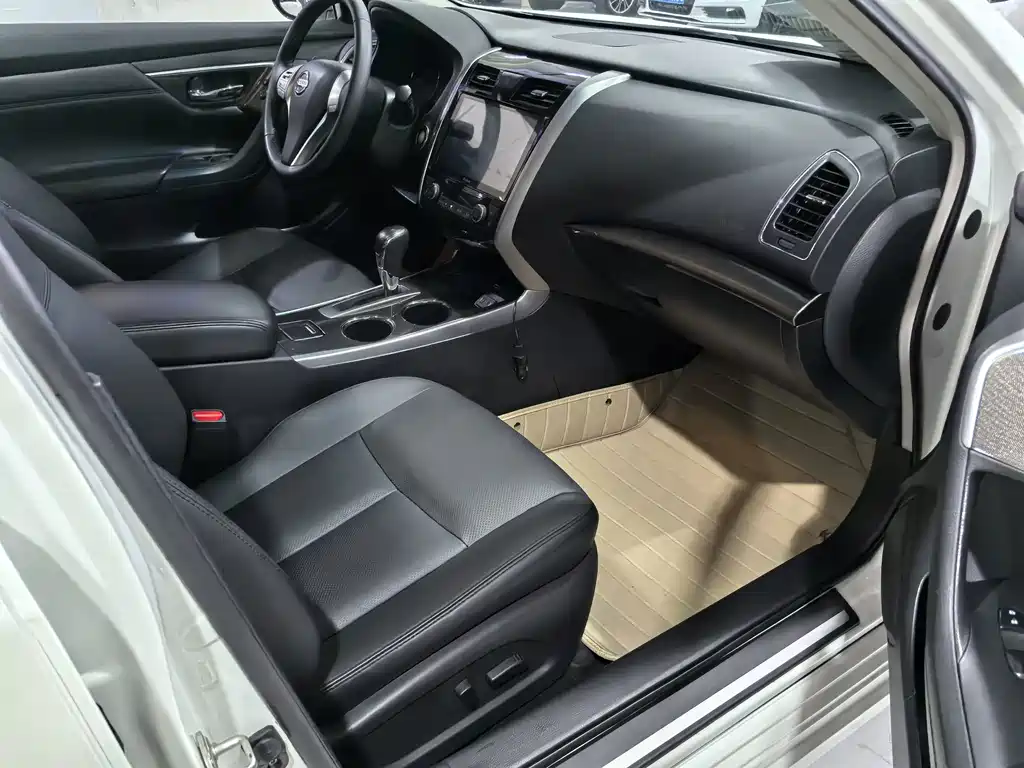Nissan Teana — миниатюра 12
