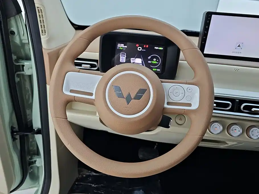 Wuling MINIEV — миниатюра 15