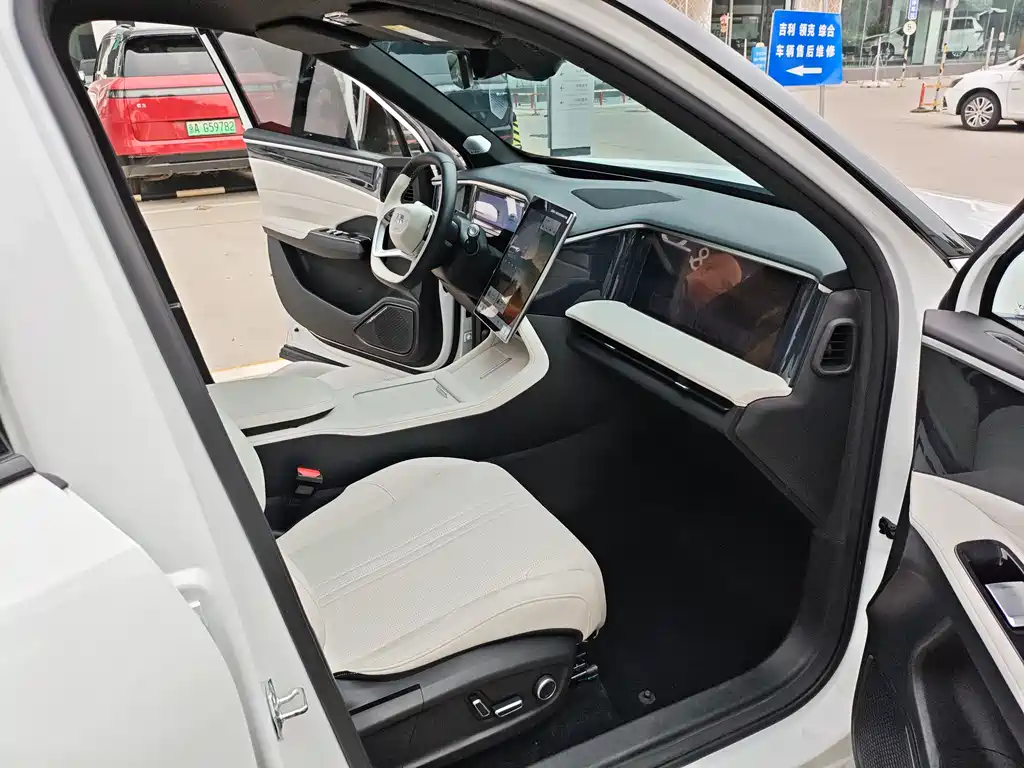 Geely Galaxy Galaxy L7 L7 2023 1.5T 115km