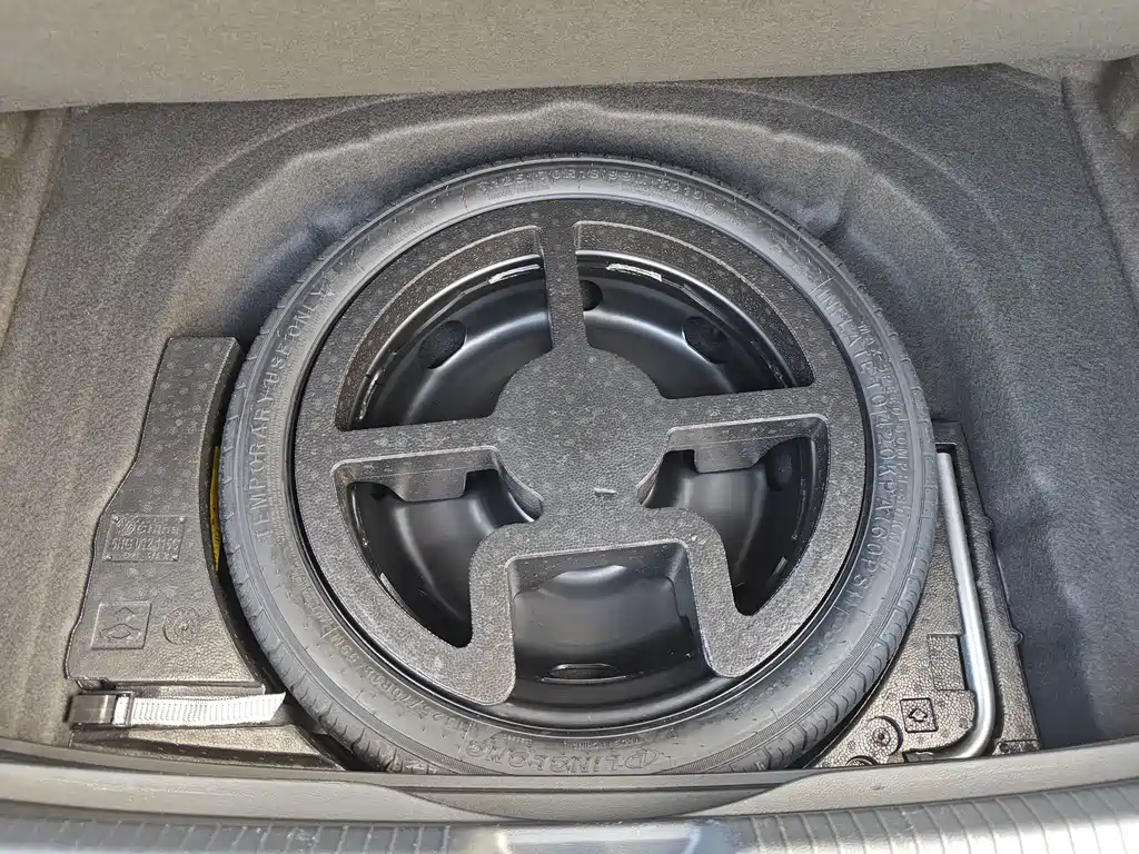Volkswagen Golf — миниатюра 26