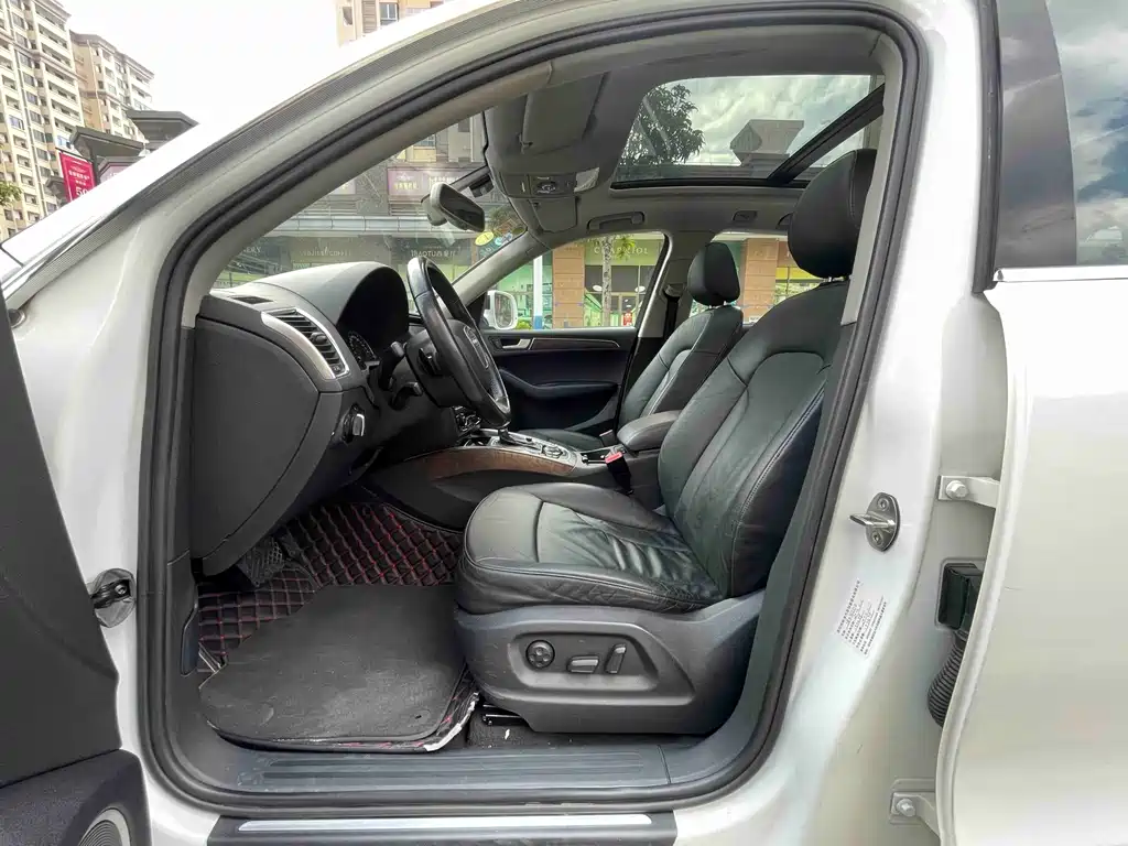 Audi Q5 2010 3.2FSI Sport