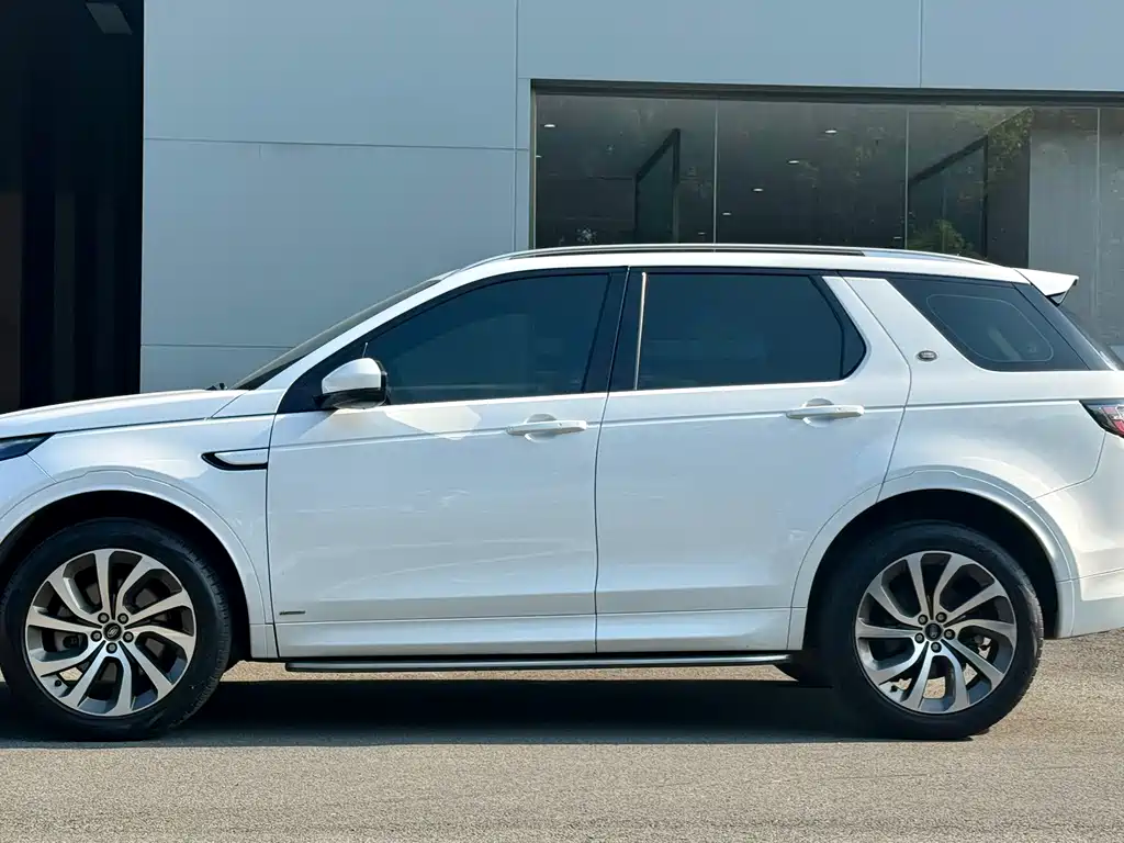Land Rover Discovery Sport 2022 249PS R-Dynamic SE 5 мест