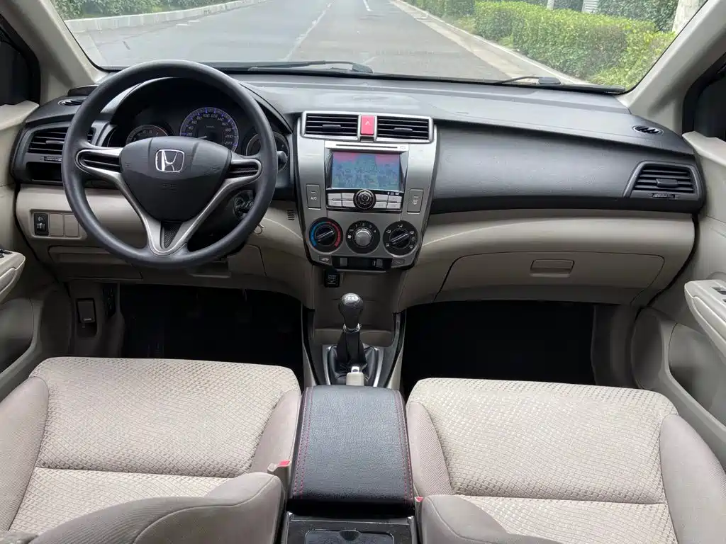 Honda City Classic — миниатюра 10