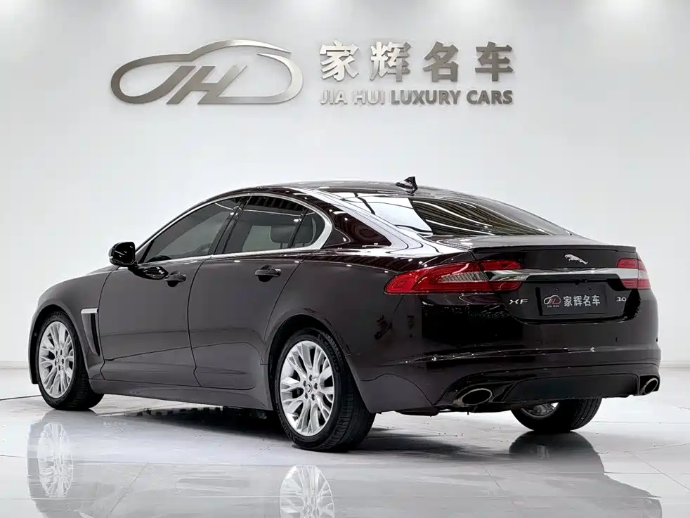 Jaguar XF — миниатюра 5