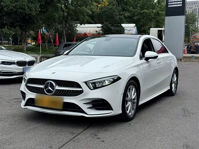 MERCEDES-BENZ  A CLASS