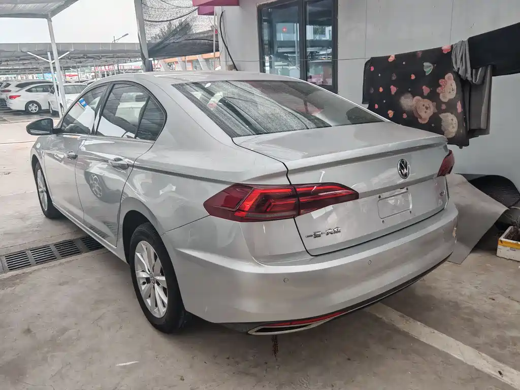 Volkswagen Bora 2020 1.5L MT Comfort