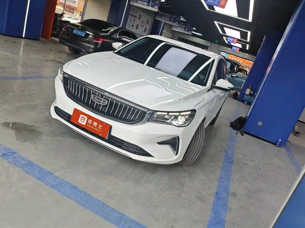 Купить Geely Emgrand