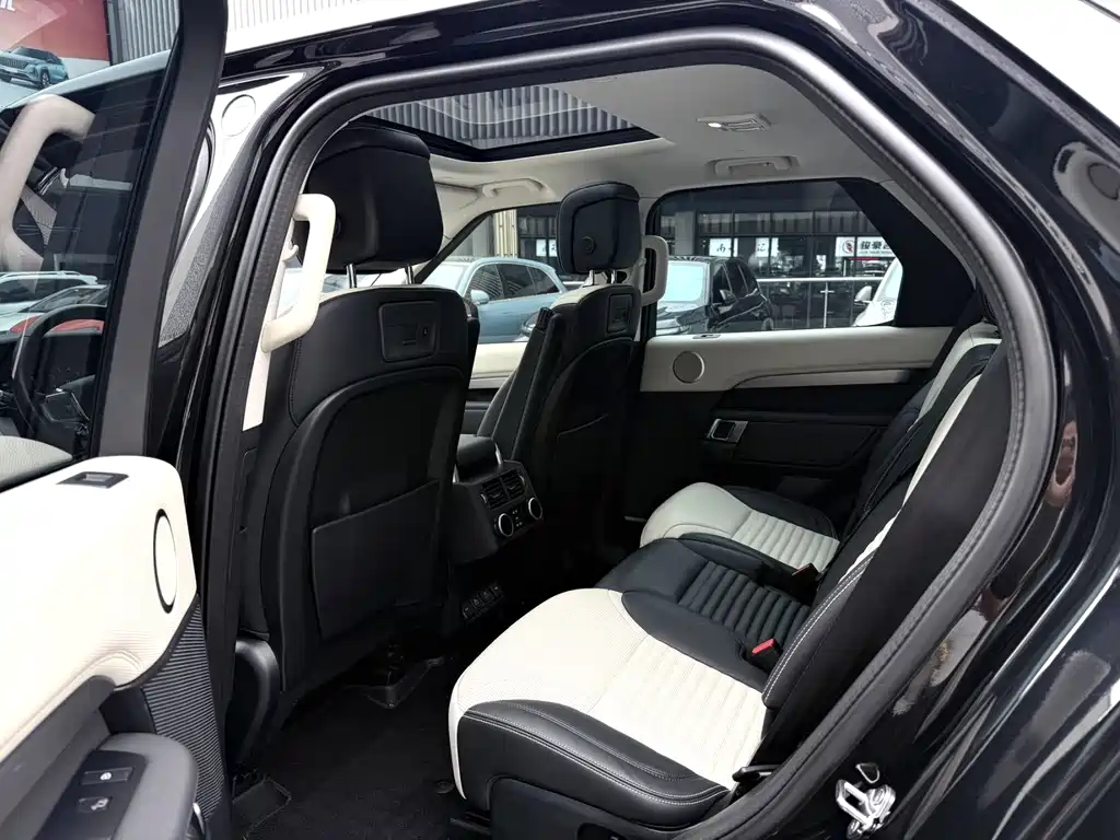 Land Rover Discovery — миниатюра 5
