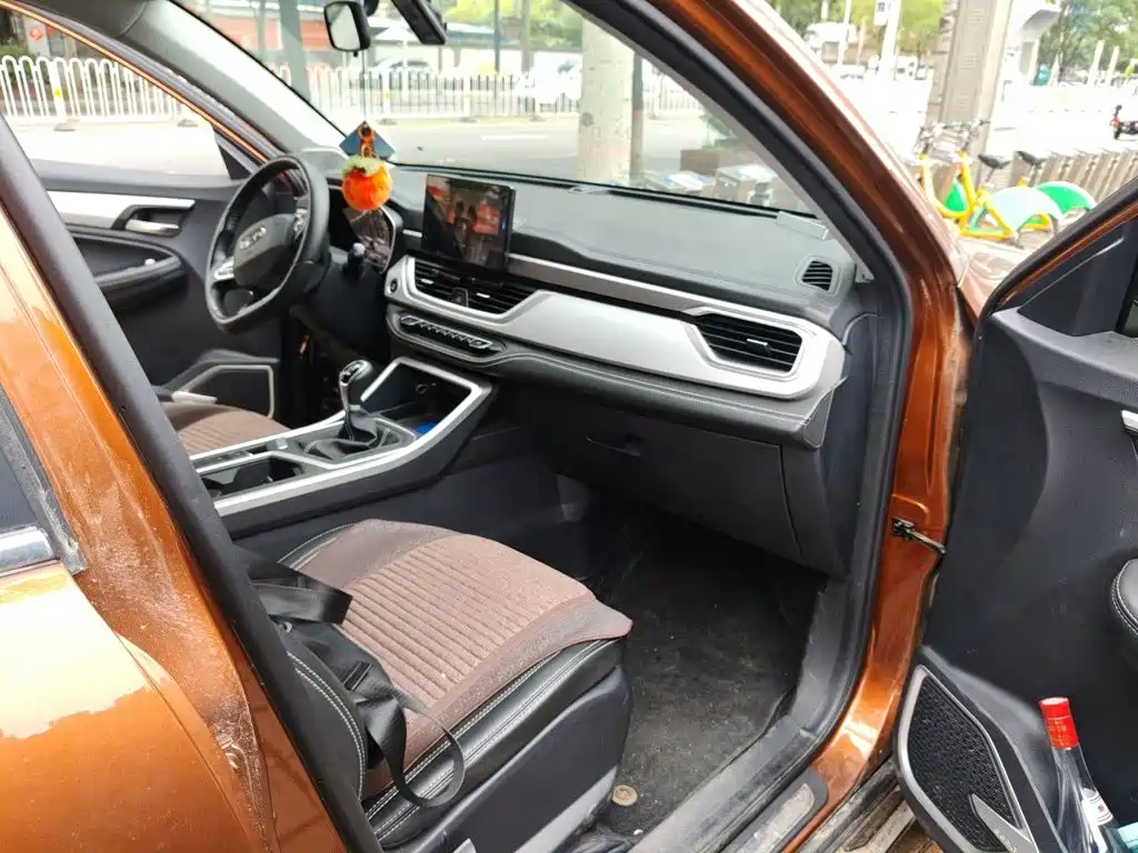 Geely Vision X6 — миниатюра 18