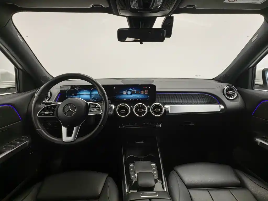 Mercedes-Benz GLB — миниатюра 5