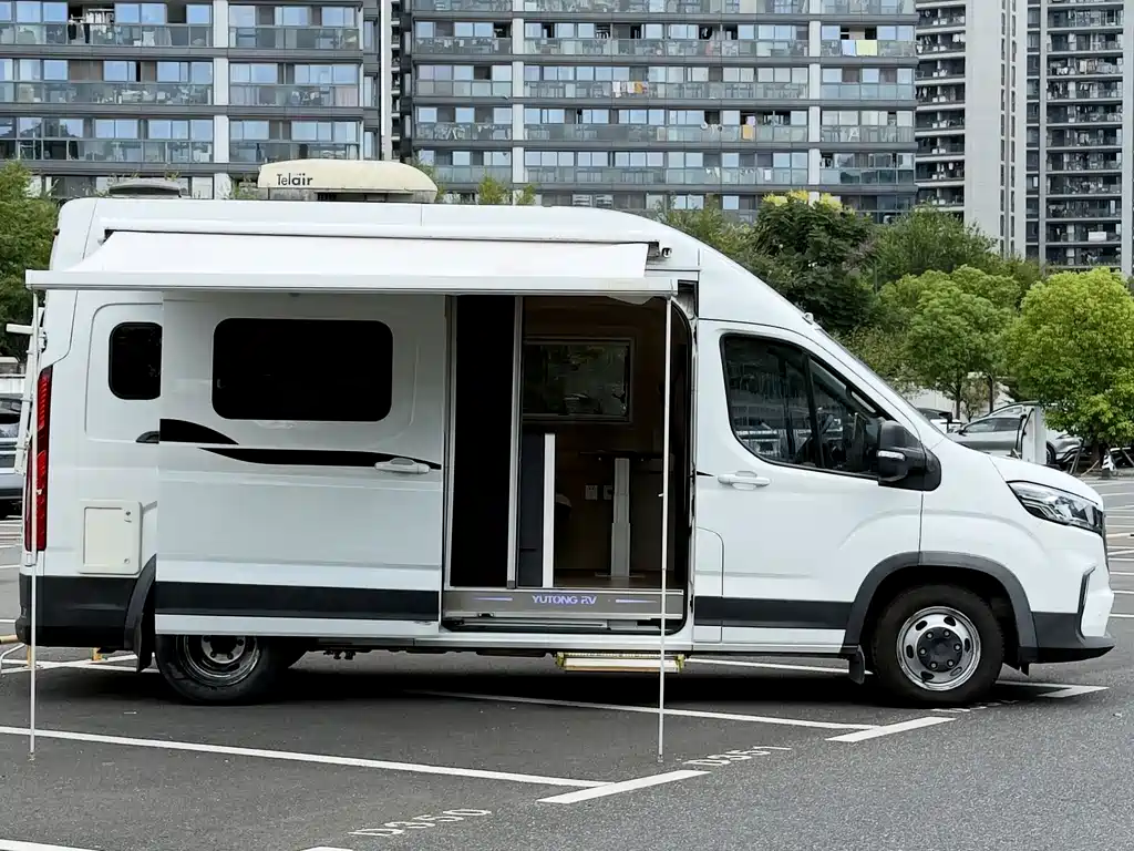 MAXUS V90 RV — миниатюра 10